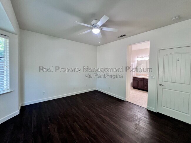 Building Photo - 1697 N Connery Ln