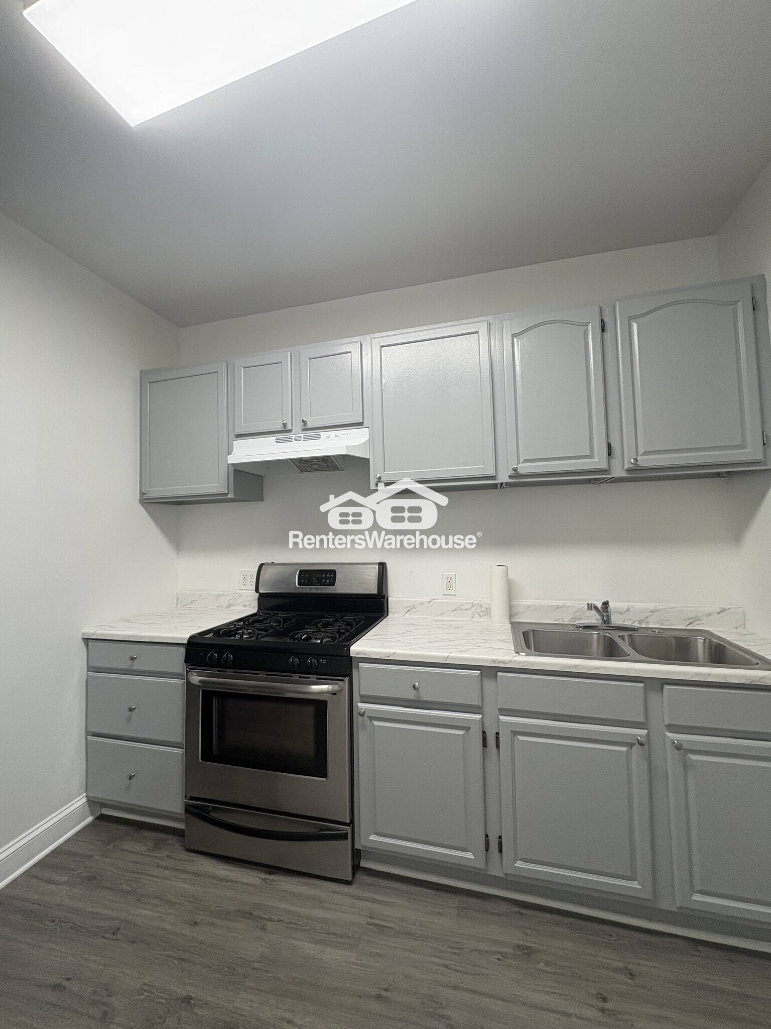 Building Photo - 2586 Edmondson Ave