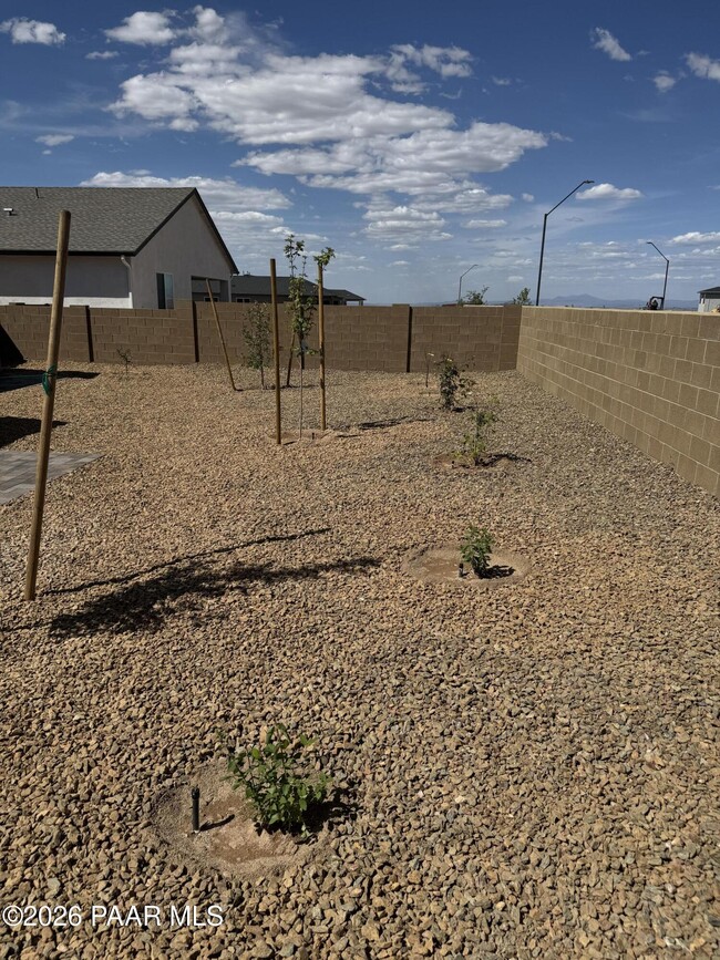 Building Photo - 6155 Summit Trl