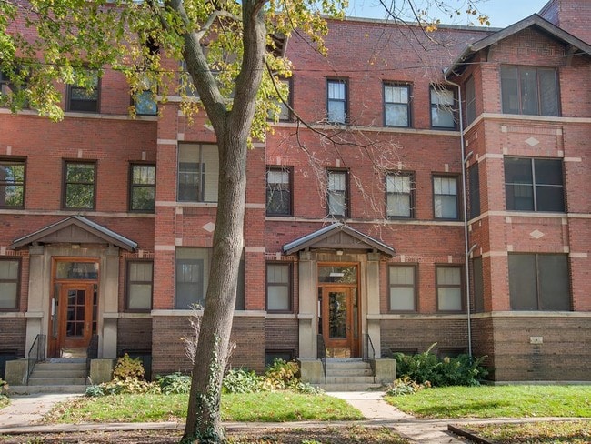 Primary Photo - Ivy at Greenwood