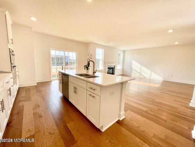 Building Photo - 108 Woolley Ct