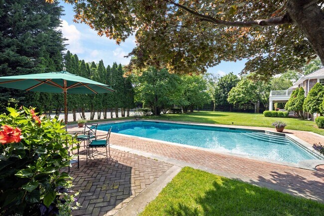 Building Photo - 154 Captains Neck Ln