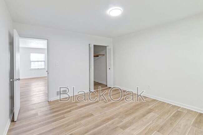 Building Photo - 4205 Foreman Ln