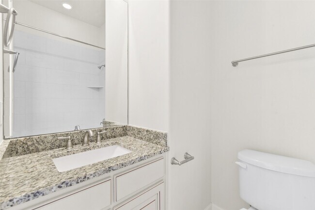 Building Photo - 1408B W 26th St