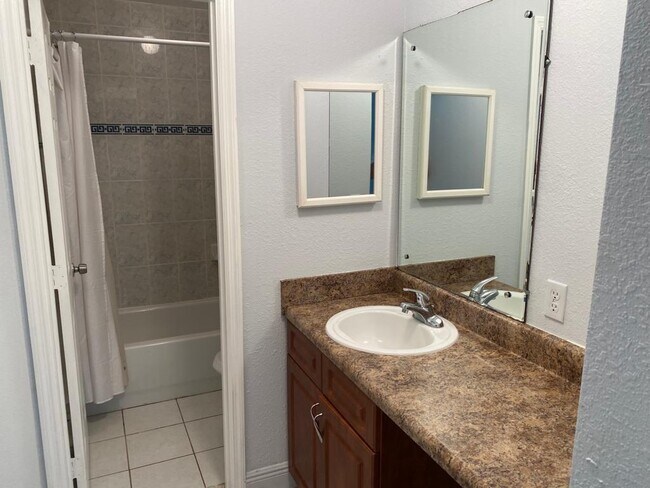 Building Photo - 2854 NW 55th Ave