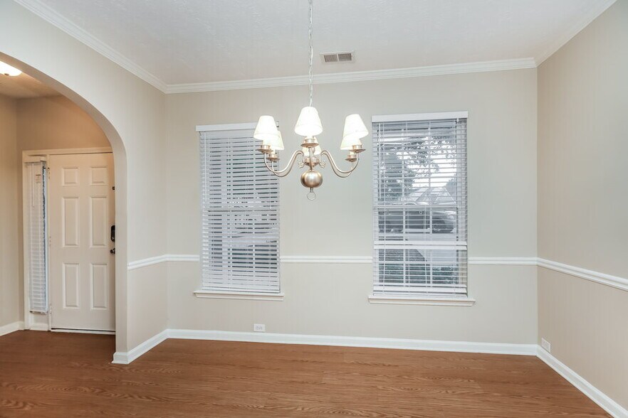 Building Photo - 5402 Somer Mill Rd