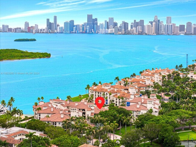 Building Photo - 2016 Fisher Island Dr