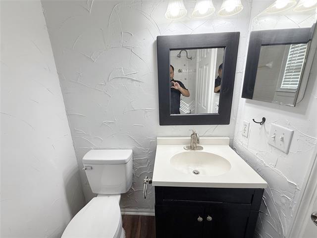 Building Photo - 1713 River Birch Dr