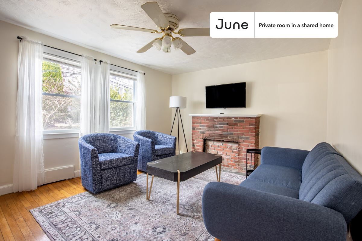 Building Photo - Room in Shared 5 bed/2 bath home