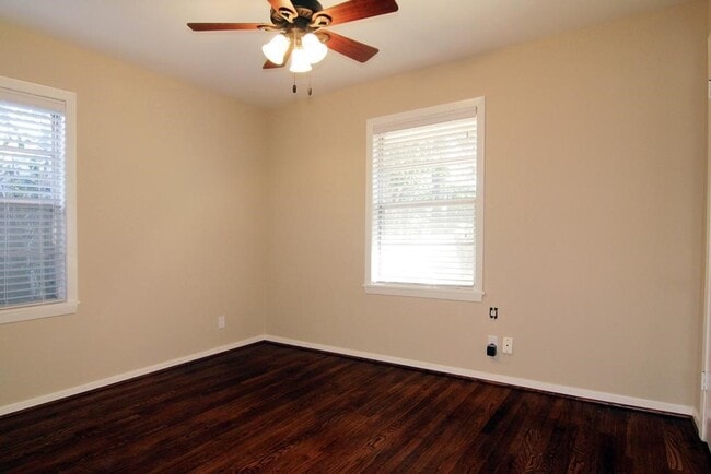 Building Photo - 4913 Nina Lee Ln