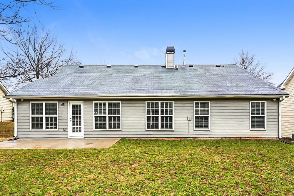 Building Photo - 421 Eglington Tr