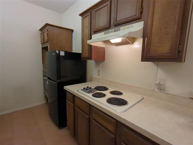 Building Photo - 9600 Royal Ln