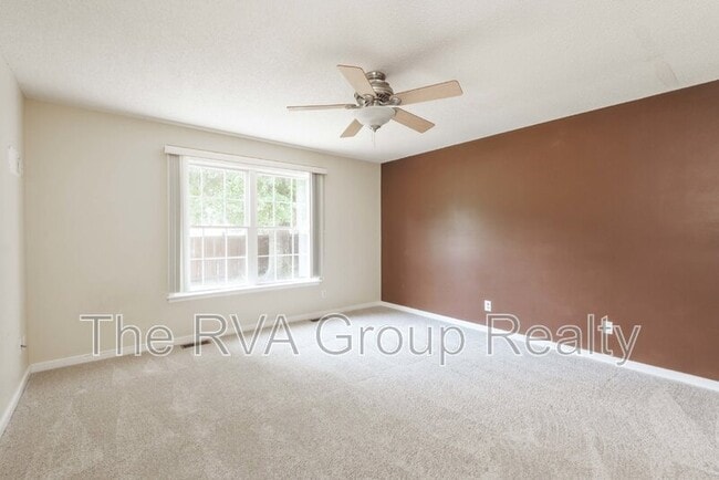 Building Photo - 10528 Runnymeade Dr