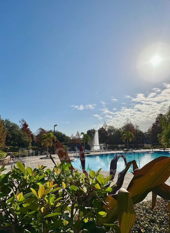 Building Photo - 6402 Cava Alta Dr