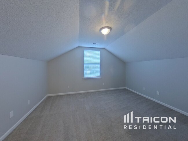 Building Photo - 276 Richmond Farm Cir