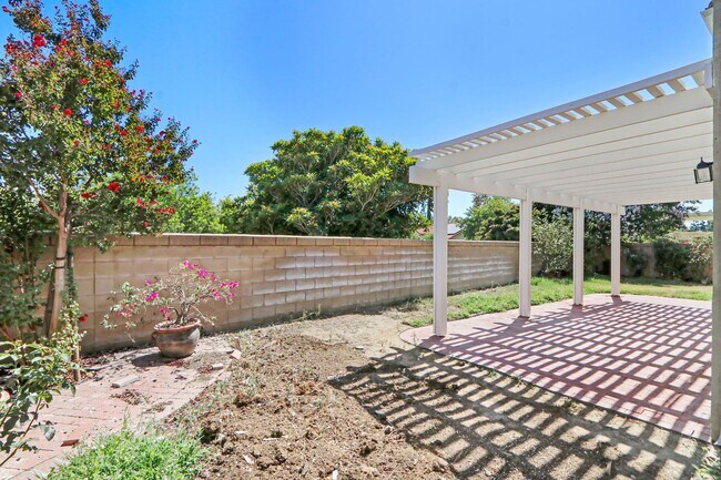 Building Photo - 11495 Chesterton Dr