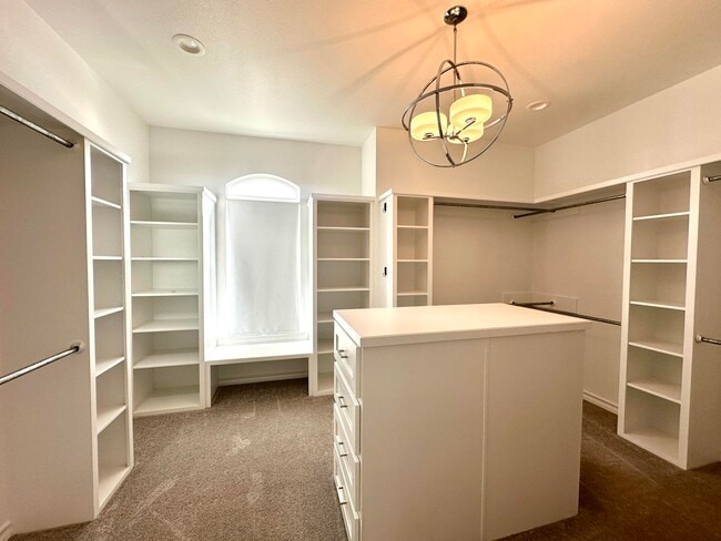 Building Photo - 3924 128th St