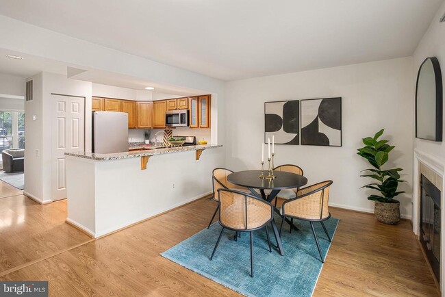 Building Photo - 6542 Cypress Point Rd