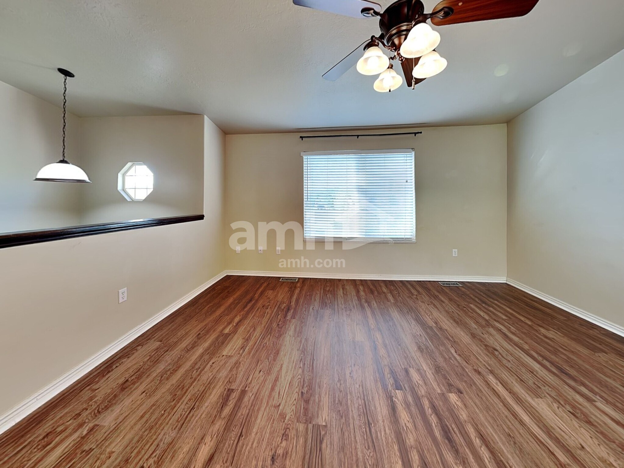 Building Photo - 1625 E Bateman Way
