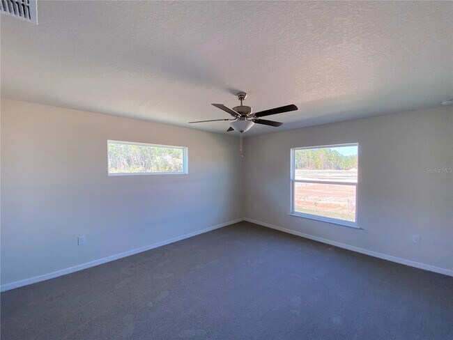 Building Photo - 361 Marion Oaks Manor