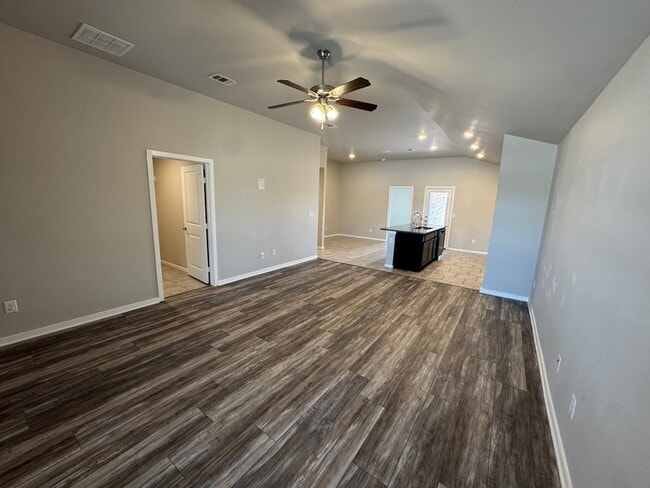 Building Photo - 9209 Ratliff Rdg