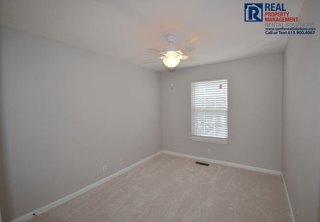 Building Photo - 3BR/2.5BA townhome in south Murfreesboro, close to I-24!