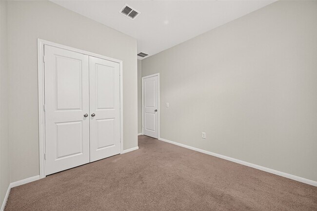 Building Photo - 16039 Kingfield Haven Dr