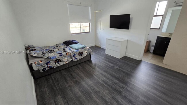 Building Photo - 10032 NW 87th Terrace