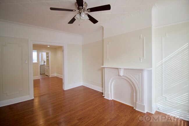 Building Photo - 478 7th Ave
