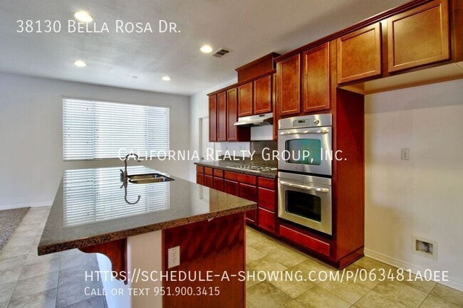 Building Photo - 38130 Bella Rosa Dr