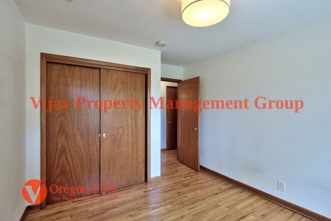 Building Photo - 12274 NW Coleman Dr
