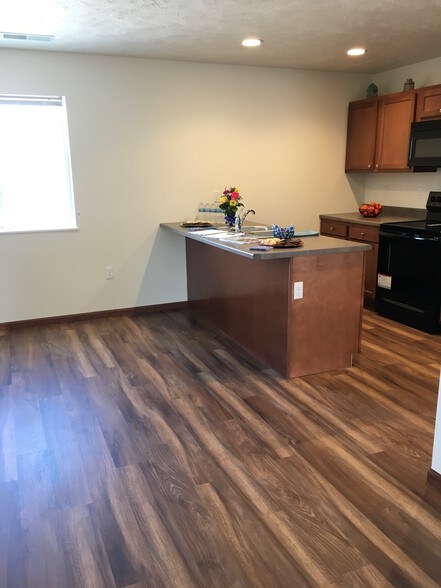 Kitchen - 509 4th N St