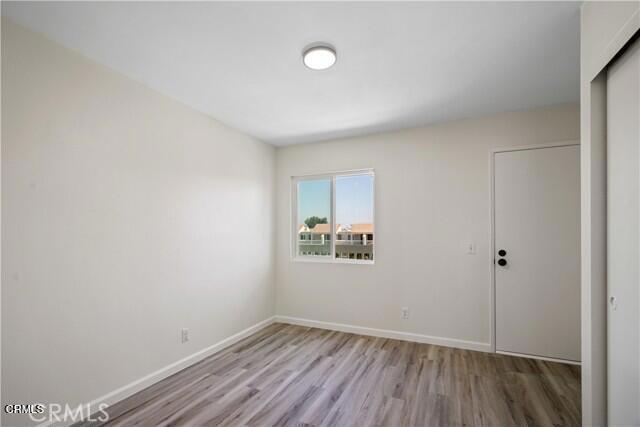 Building Photo - 271 S Ventura Rd