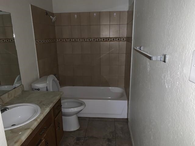 Building Photo - 109 Shannon Unit B Cir