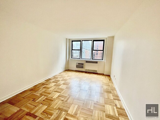 Building Photo - East 79th Street