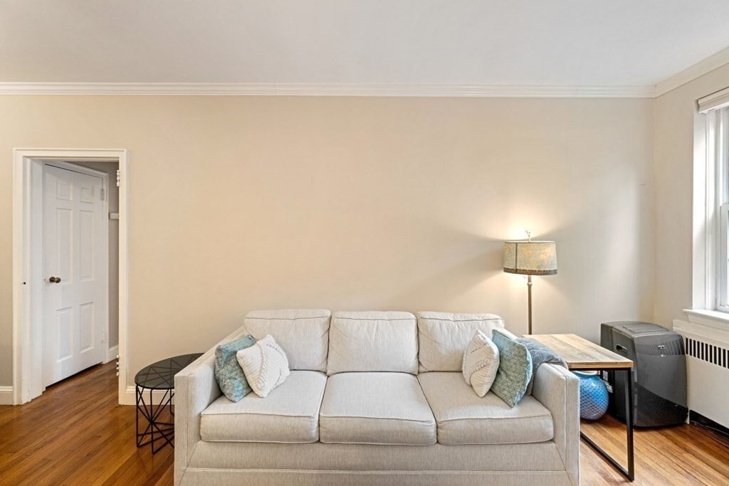 Building Photo - 16 Ware St