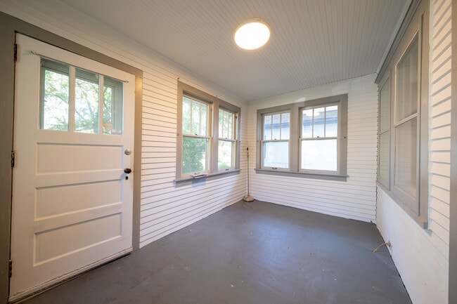 Building Photo - 4238 Cheatham Ave