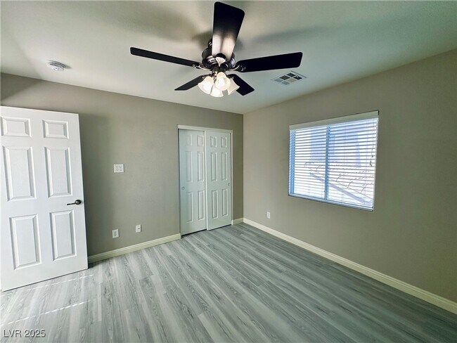 Building Photo - 8923 Deep Ridge Ct