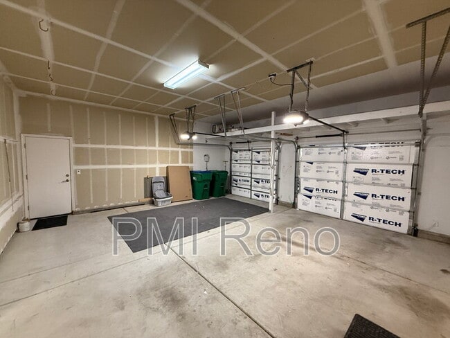 Building Photo - 10290 Cavalry Cir