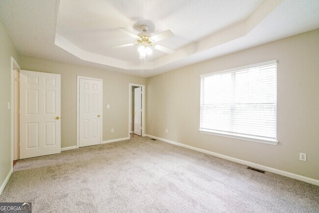 Building Photo - 5697 Newburn Ct