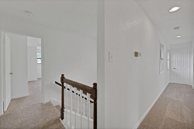Building Photo - 4219 Oak Springs Dr