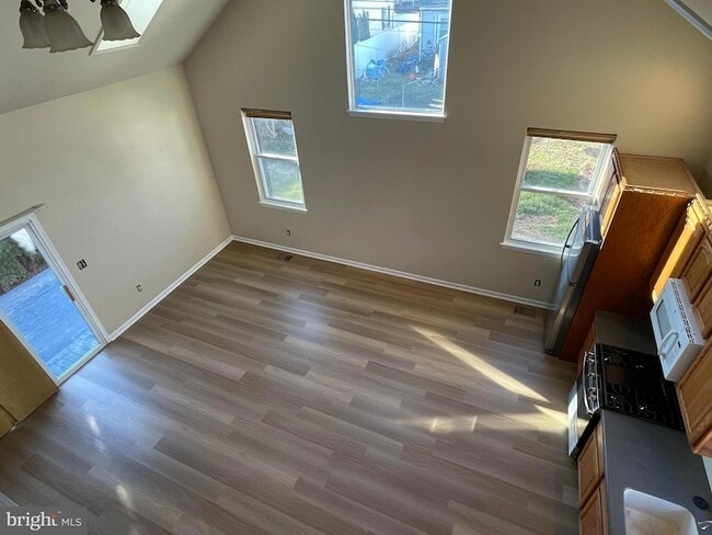 Building Photo - 3 Belmar Rd