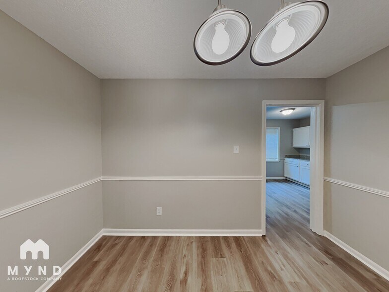 Building Photo - 6082 Belle Grove Cove N