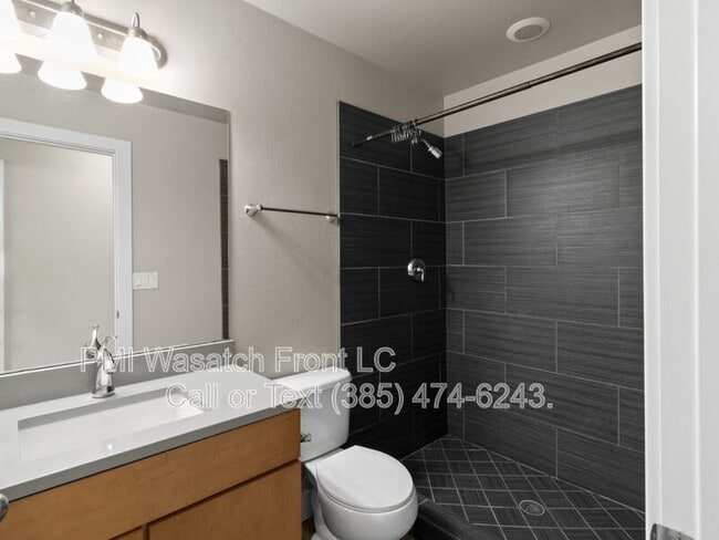 Building Photo - 4721 W Zig Zag Rd
