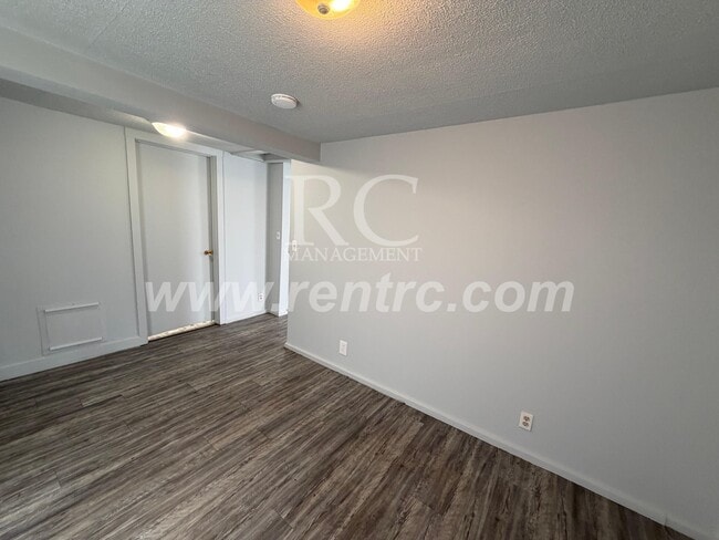 Building Photo - 1206.5 Robinson-