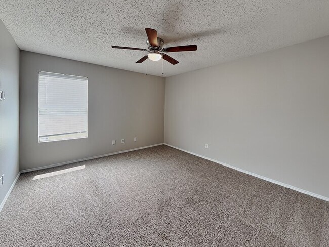 Building Photo - 5709 Addington Dr