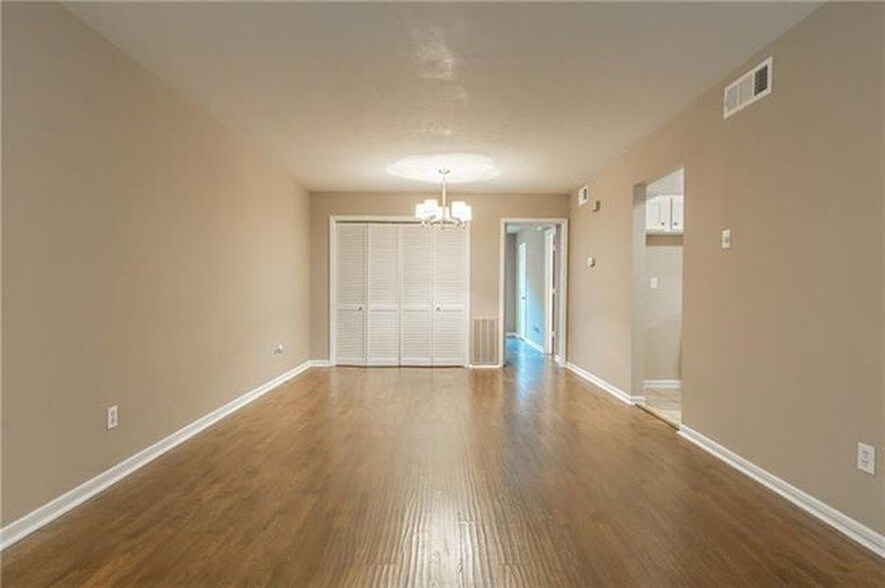 Building Photo - 4112 Bowser Ave