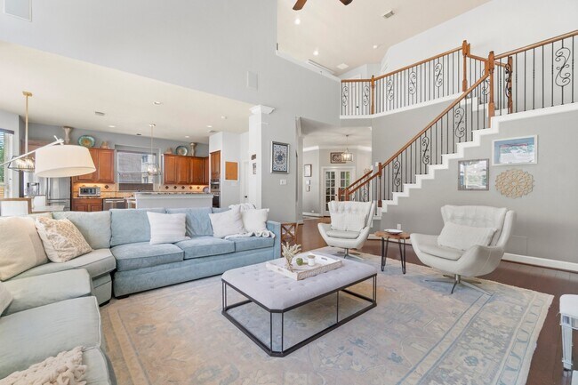 Building Photo - 27 N Arrow Canyon Cir