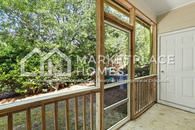 Building Photo - 3013 Freeport Dr