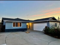 Building Photo - 280 W Tuolumne Rd